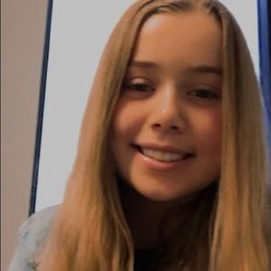 Meet your Posher, Ainsley